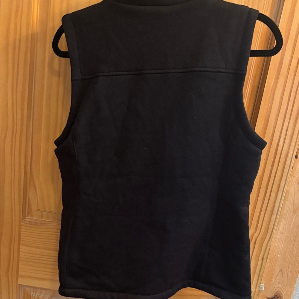WOMEN'S HEATED FLEECE VEST 
Ororo Black Heated Vest with Battery - Picture 11 of 14
